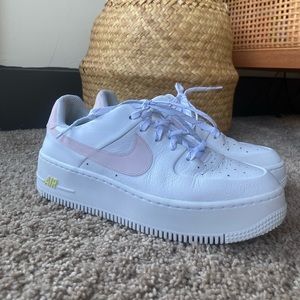 Nike Air Force 1 Sage Low